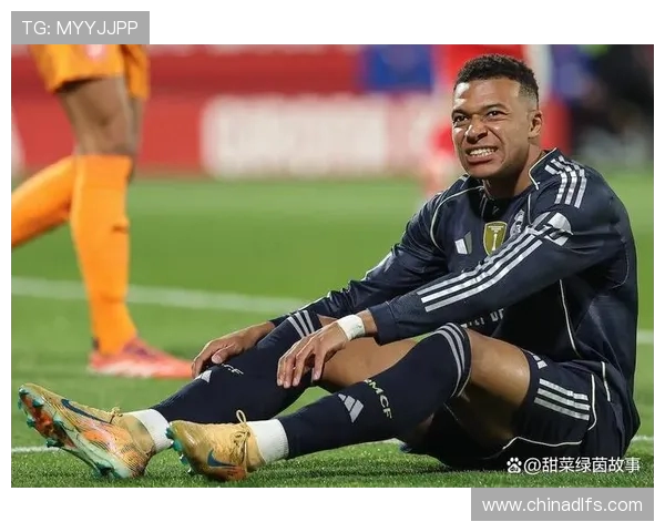 姆巴佩膝盖伤情更新选择保守治疗如无改善将考虑手术方案